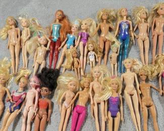 Large Lot Barbie Dolls, Disney, Unmarked