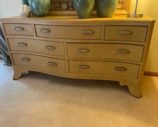 050 Vintage Blonde Wood 9Drawer Dresser