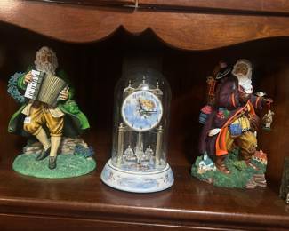 Figurines