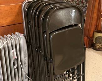 Folding chairs 