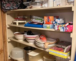 Kitchen supplies 