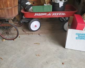 Radio flyer wagon