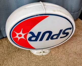 Vintage spur gasoline pump globe original