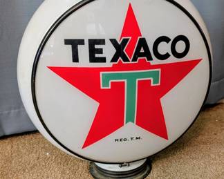 Vintage Texaco gas pump globe