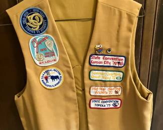 Kiwanis vest w patches