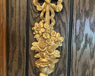 Vintage Syrocco wood candle sconce