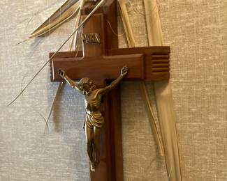 Crucifix 