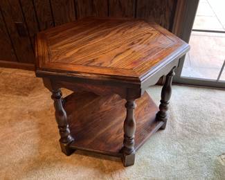 Oak end table