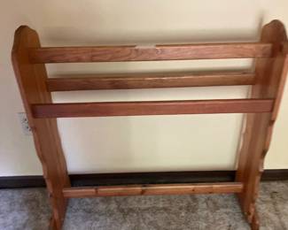 Oak quilt rack