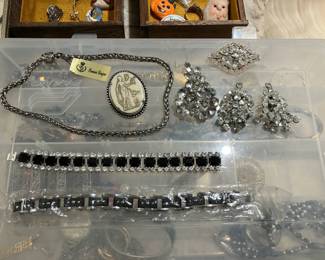 Vintage rhinestone jewelry