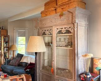Furniture and trinkets