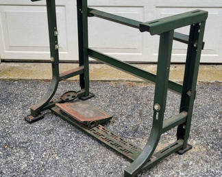 Lot 48: Vintage Industrial Singer Sewing Machine Base (Green #1)
