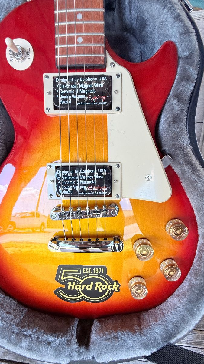 Slash signature Epiphone Les Paul 50th anniversary Hard Rock Café guitar