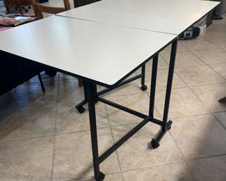 Foldable Quilting Table