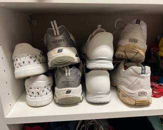 Women’s size 9-9.5