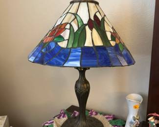 Tiffany Style Table Lamp
