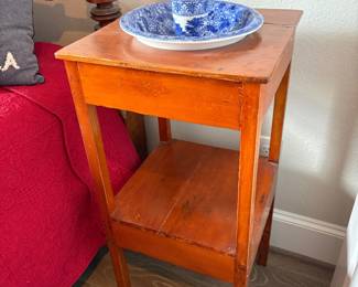 https://rarefindestatesales.hibid.com/catalog/779414/antique-furniture-primitive%E2%80%93georgian-and-unique-finds