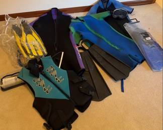 Snorkel Lot Mares Plana Avantitre Fins OBrien Wetsuits Voit Fins  Masks