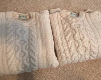 Suantrai  Pure New Wool Cable Knit Sweaters