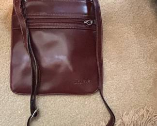 Stauer Leather Crossbody Bag
