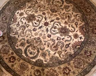 Safavieh Lyndhurst Collection LNHA  Ivory or Ivory Round Rug