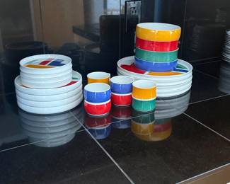 Lot #58 - Block Fun Chromatics German Dinnerware Service for 4