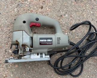 Lot #30 - Porter-Cable 543 Heavy-Duty Jigsaw with Case & Manual
