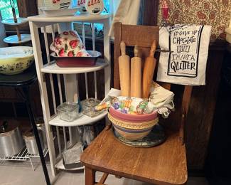 Cute vintage everywhere you look!