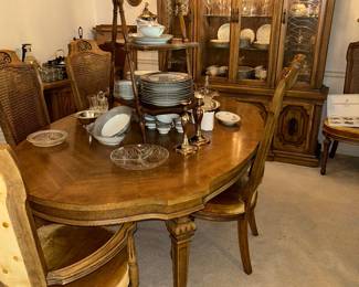 Vintage Dining