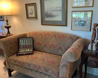 Darling Loveseat