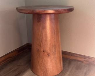 Living room table side