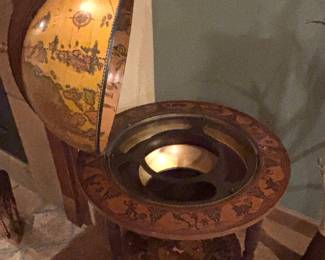 Bar Globe