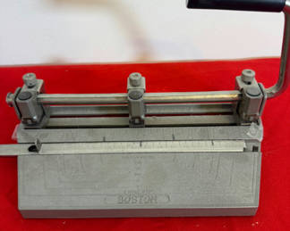 Lot 61: Boston 3-Hole Adjustable Paper Punch