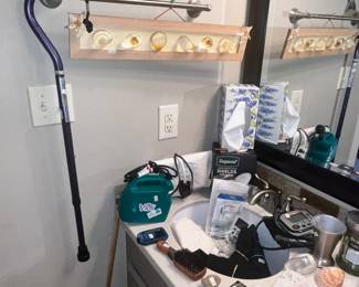 BATHROOM & HOME HEALTH ITEMS