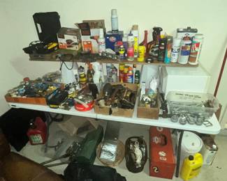 GARAGE & HOUSEHOLD ITEMS