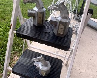 HORSE HEAD FENCE POST TOPPERS
