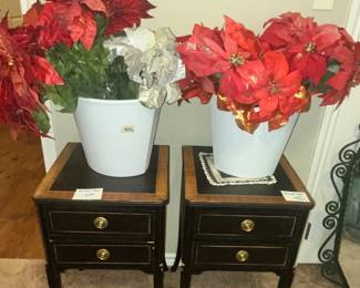 PAIR OF BEDSIDE CHESTS
