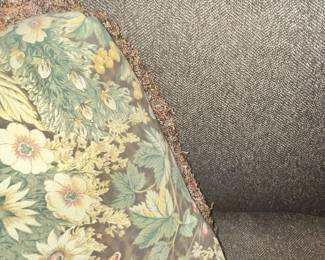 DURABLE TIGHT-KNIT FABRIC