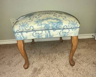 PADDED FOOT BENCH