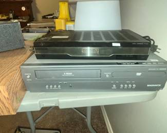 MAGNAVOX DUAL VIDEO DECK 