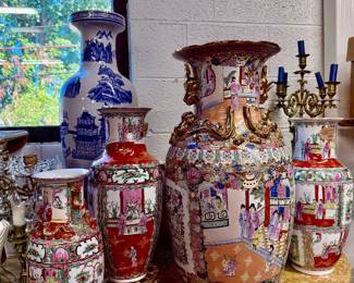 Famille Rose vases