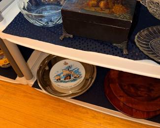 Items Located In The Dining Room