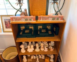 Items Located In The Hallway
