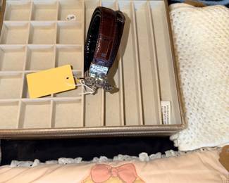 Items Located In The 4th Bedroom
