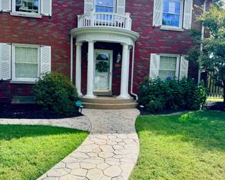 Alton Lifetime Collectors Estate Sale ~ Be Careful On The Sidewalk!