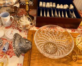 Items Located In The Dining Room