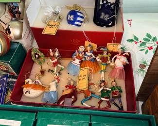 Items Located In The Sunroom