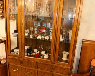 Items Located In The Dining Room