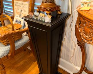 Items Located In The Dining Room