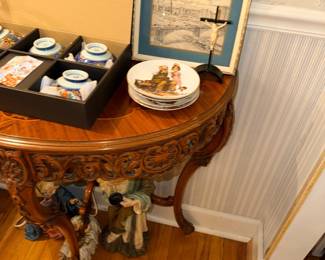 Items Located In The Dining Room